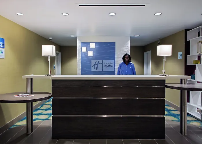 Holiday Inn Express & Suites Carlisle - Harrisburg Area By Ihg
